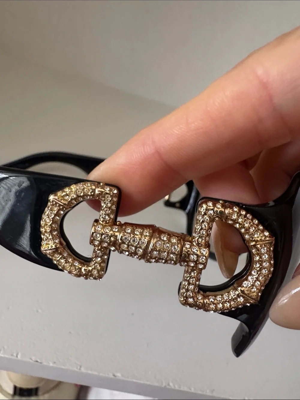 Gucci Black Oversized Gradient Sunglasses - Picture 4 of 10